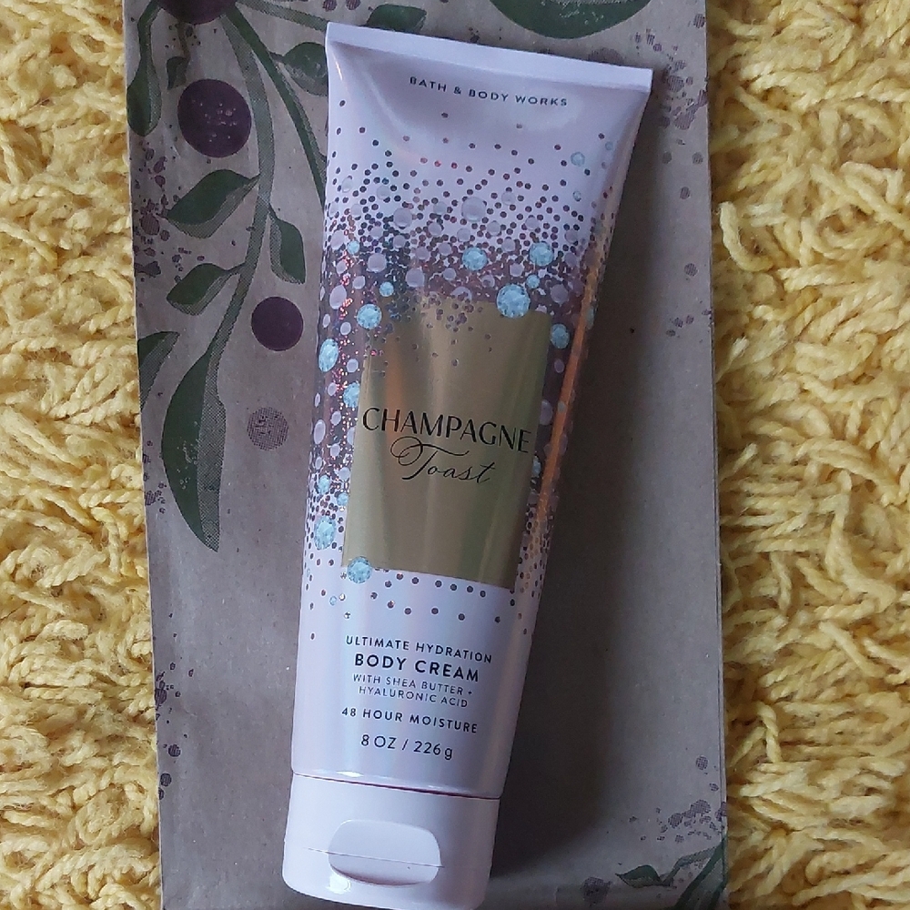 New, Unused Bath & Body Works Champagne Toast Body Cream - Ultimate Hydration